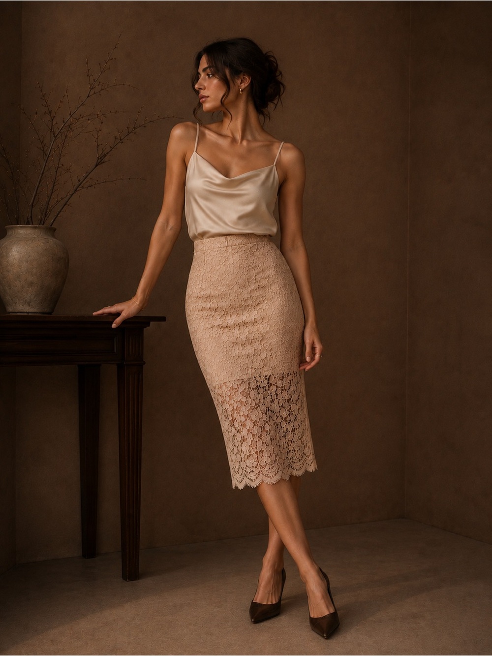 Topshop Nude Beige Floral Lace Pencil Midi Skirt Size 6 Like New - Picture 4 of 5